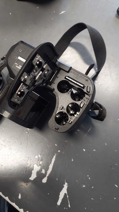 Sony Cyber-shot DSC-H200