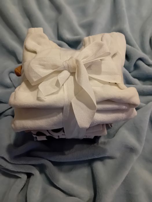 Mystery box 10 piese bebe unisex sau baiat