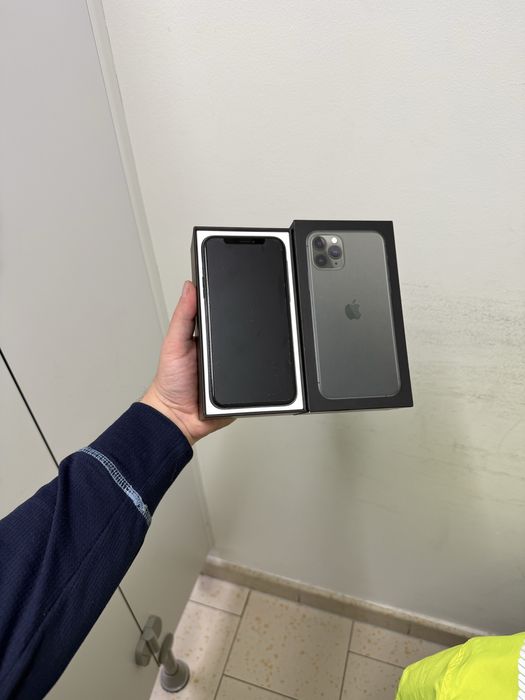 iPhone 11 Pro 256 GB vând sau schimb