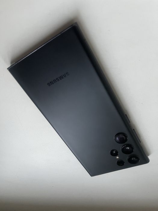 Samsung S22 Ultra 5G 256/12гб оригинал