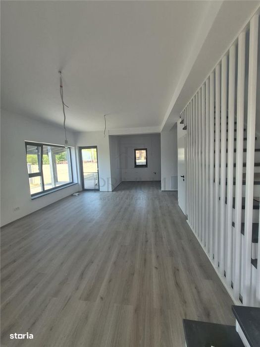 Duplex Despartit - Zona Foarte Buna- Finisaje Top