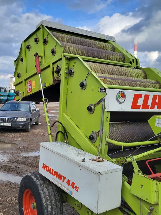 Пресс подборщик Claas rollant 44s