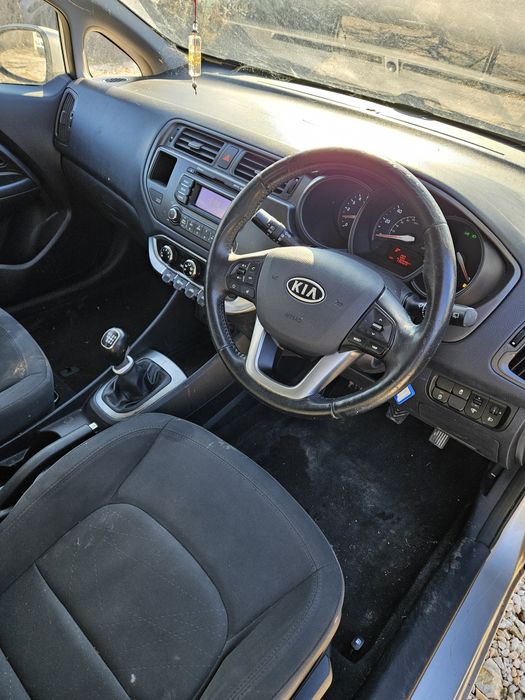 Kia rio,2012 год.на части