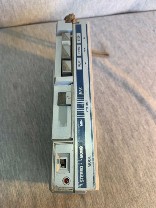 локмен с радио ,