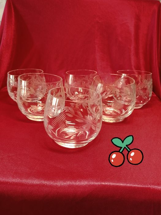 Продам рюмки - неваляшки