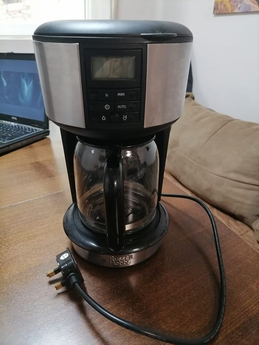 Кафе машина Russell hobbs
