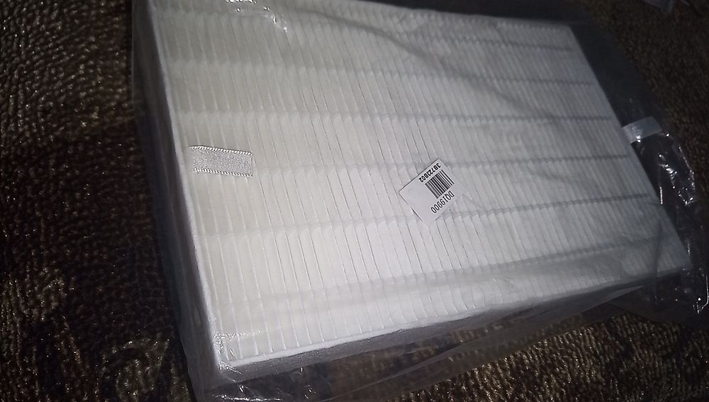 3 bec led bactericid sterilizare și 1 filtru hepa honeywell HRF-R2