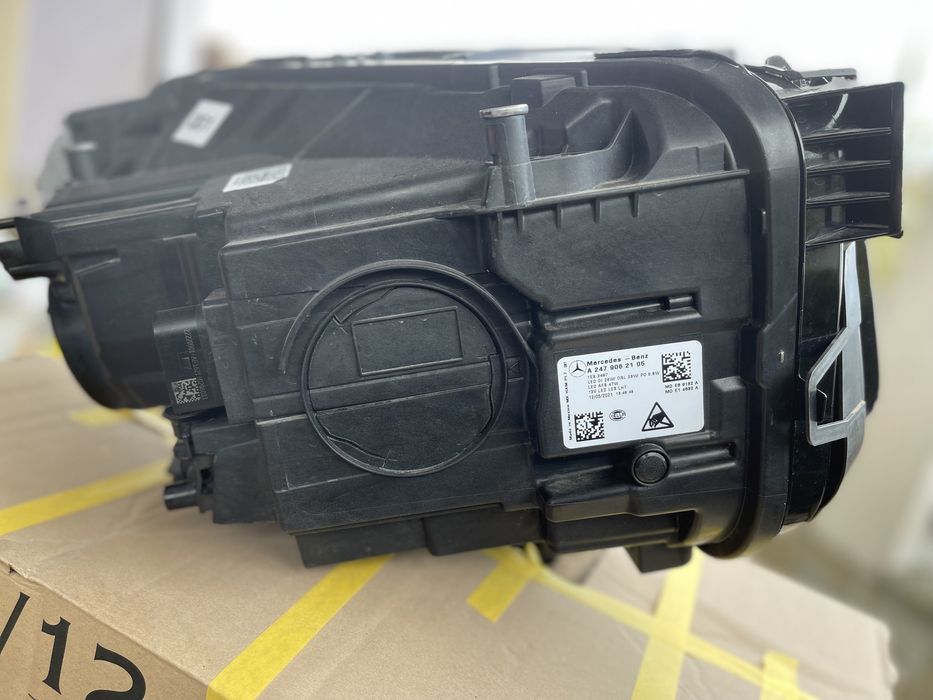 Фар Мерцеддс GLB 2021 ляв