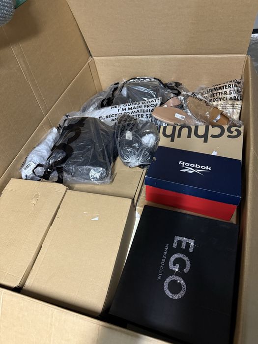 Lot 80 perechi papuci Asos incaltaminte adidasi tocuri cizme