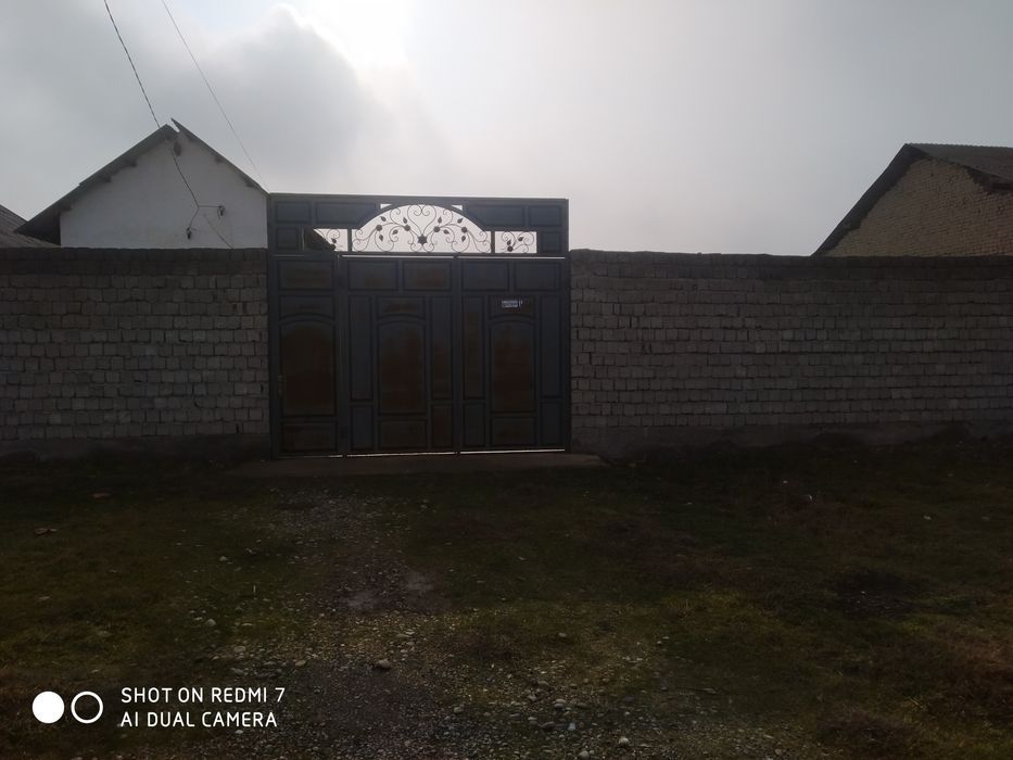 Уй сотилади достобод