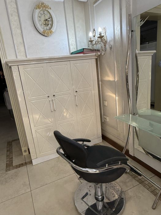 Сдается рабочее место для парикмахера
