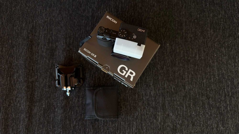 Ricoh GR III ca nou
