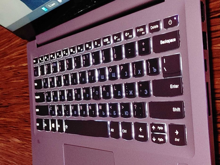 lenova ideapad core i5