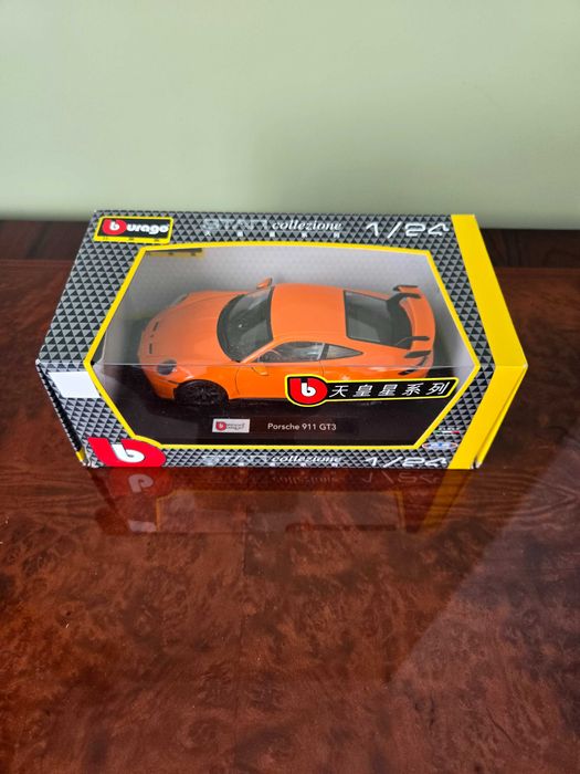 Bburago Модели машин в масштабе 1/24