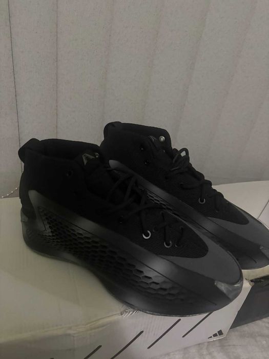 Adidas Anthony Edwards