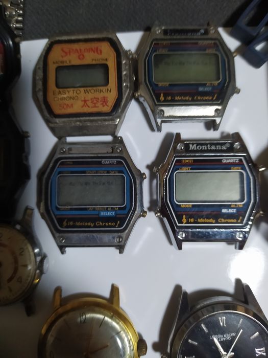 Продам старые часы