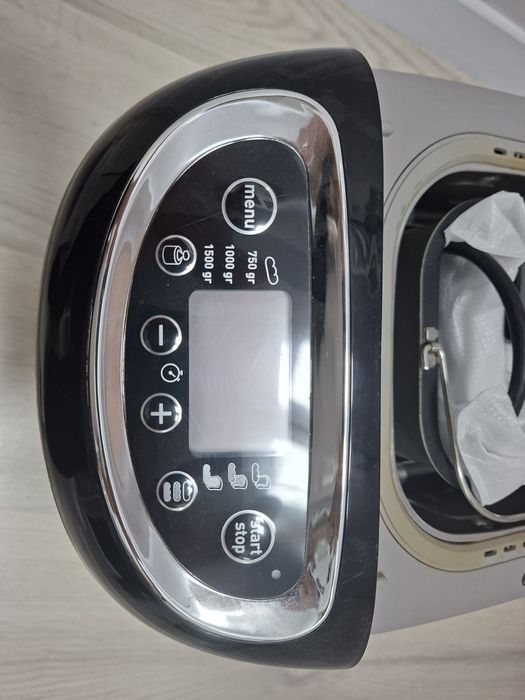 Mașina de paine Tefal