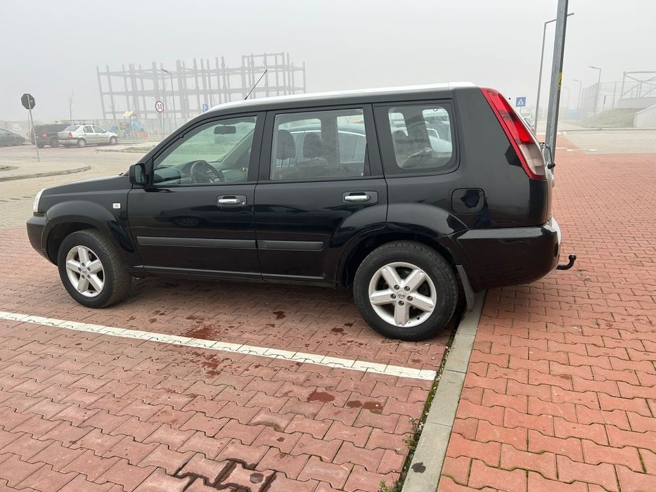 Nissan X-Trail An 2004 4x4 la Buton