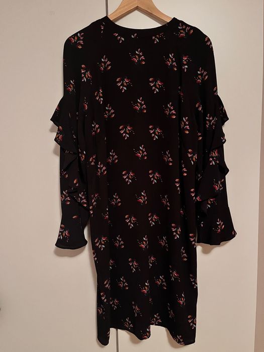 Официална рокля с дълъг ръкав