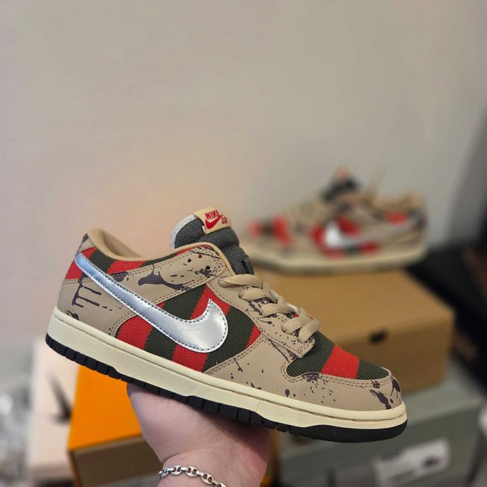 MODEL EXCLUSIV! Nike Dunk Freddy Krueger (43) NOI