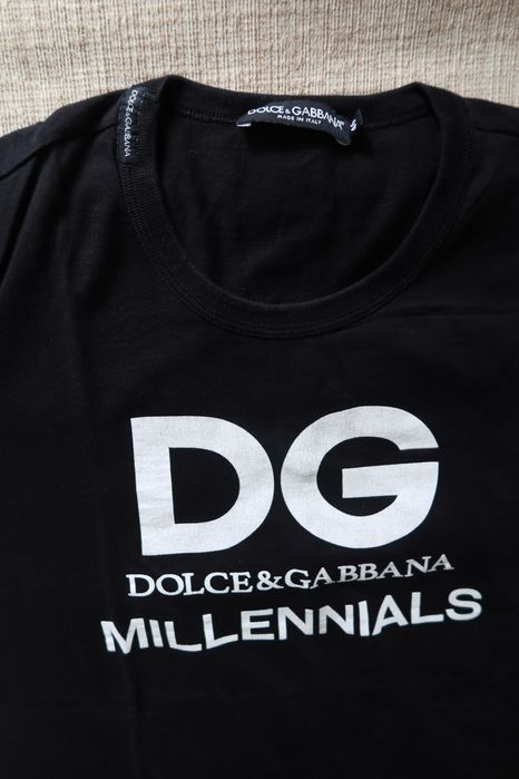 Черная футболка Дольче Габана оригинал.
