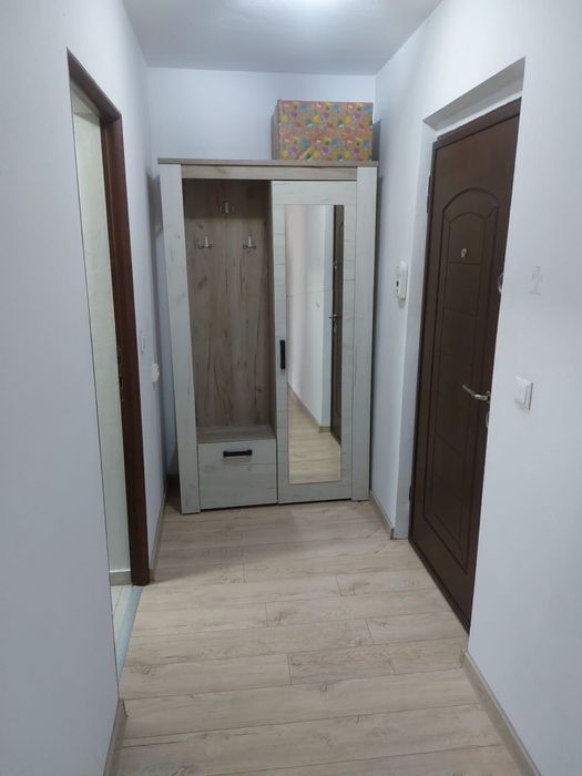 Inchiriez garsoniera