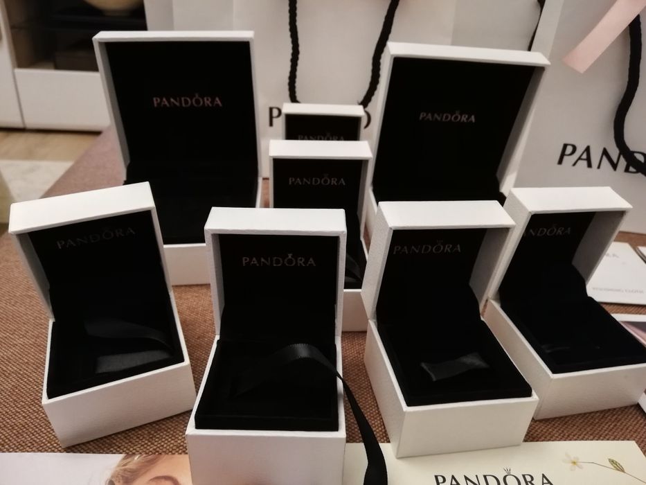 Cutii Pandora, pungi cadou Pandora