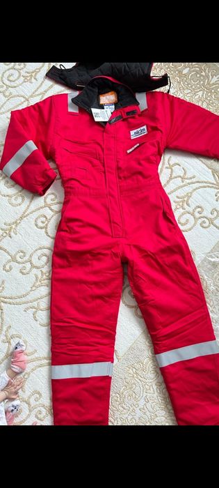 Продам спецодежду