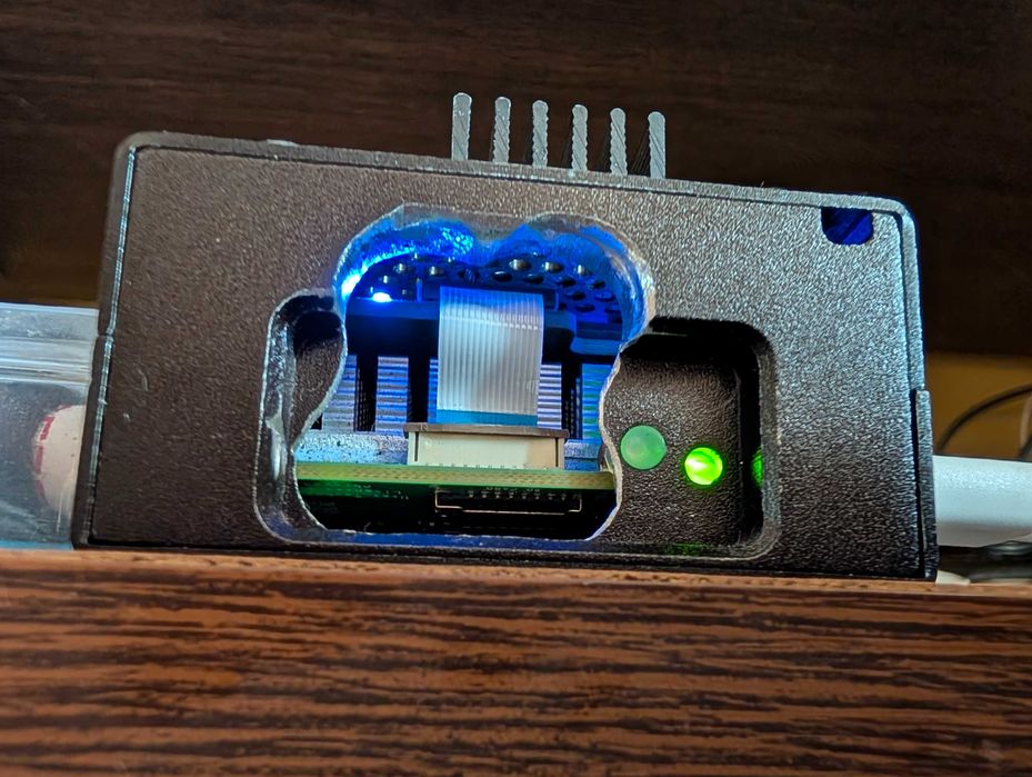 Raspberry Pi 5 8GB + Ориг. кулер и адаптер + 512GB NVMe + Алюм. кейс