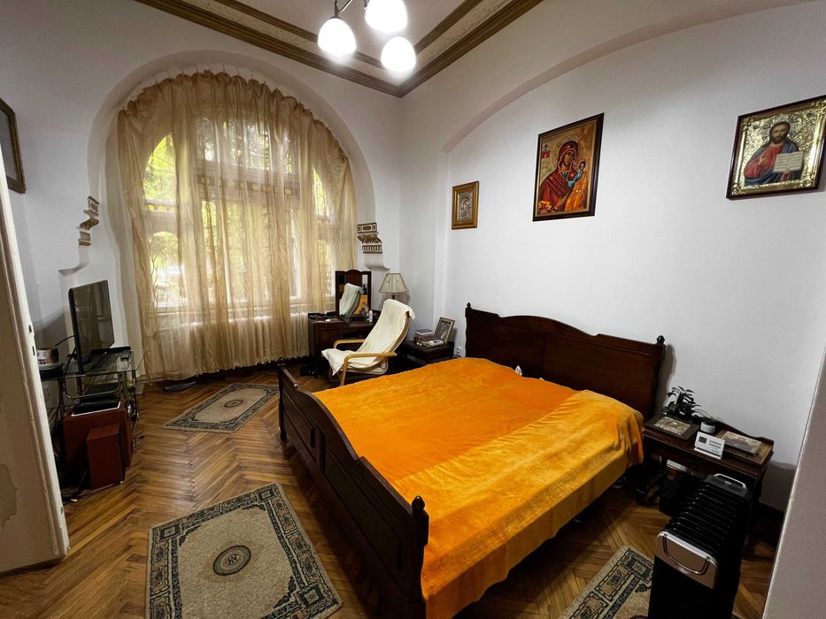 Apartament 3 camere piata Victoriei