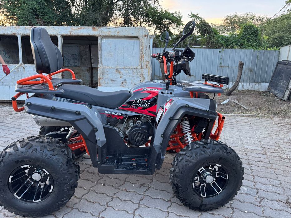 Квадроцикл Honda 250кубов