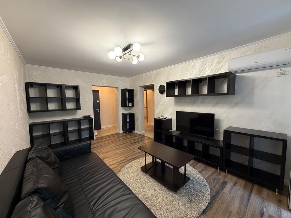 Apartament 3 camere decomandat, etaj 1, Anastasie Panu 52 – complet mobilat și utilat | 750 euro