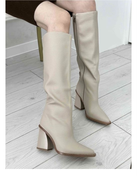 Сапоги кожаные на широких голени.