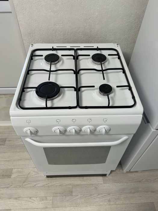 Продается газовая плита (с духовкой)