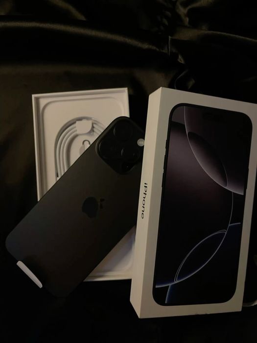 Айфон 16 про макс с гарантией