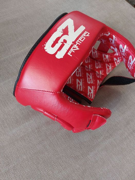 Green Hill боксови ракавитци с каска за бокс