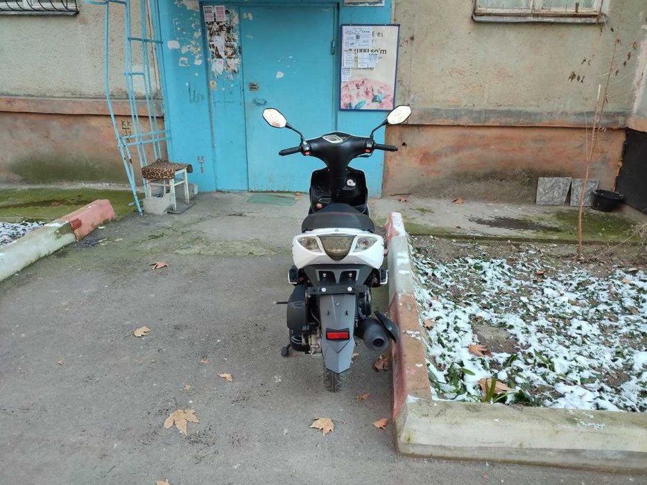 Скутер vento 49к