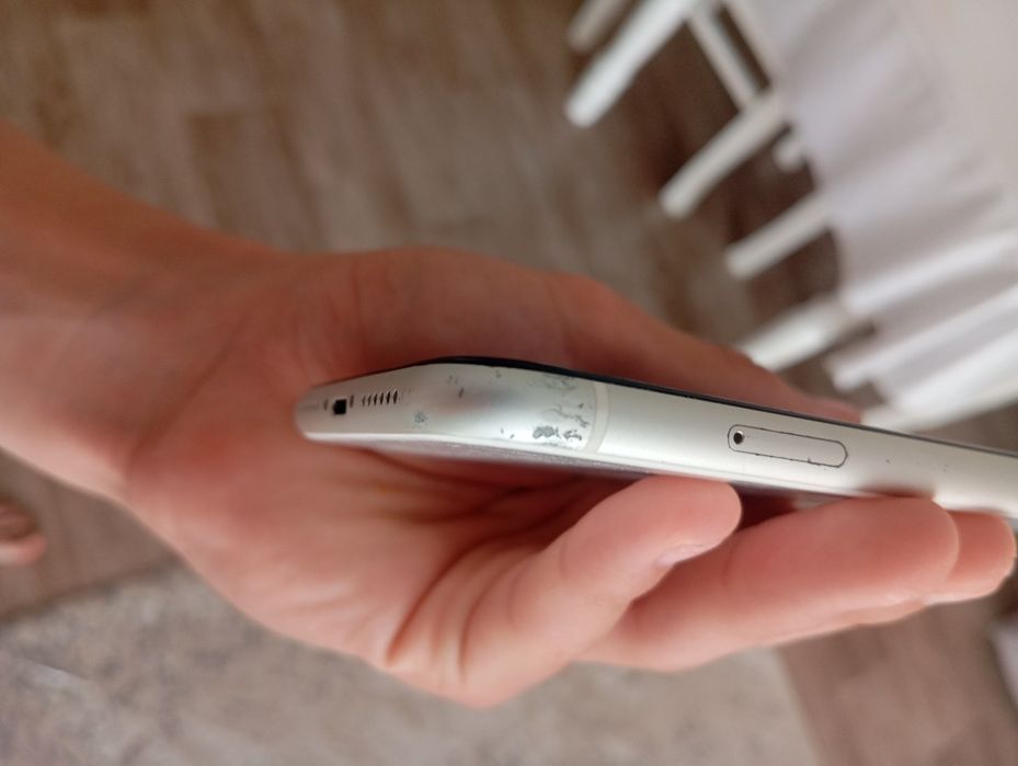 iPhone 11 128гб.