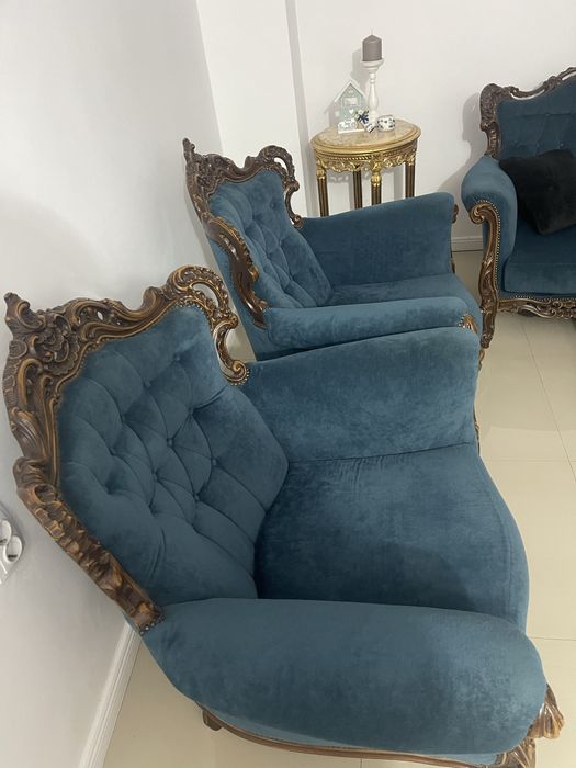 Set baroc in state buna material bun si curat