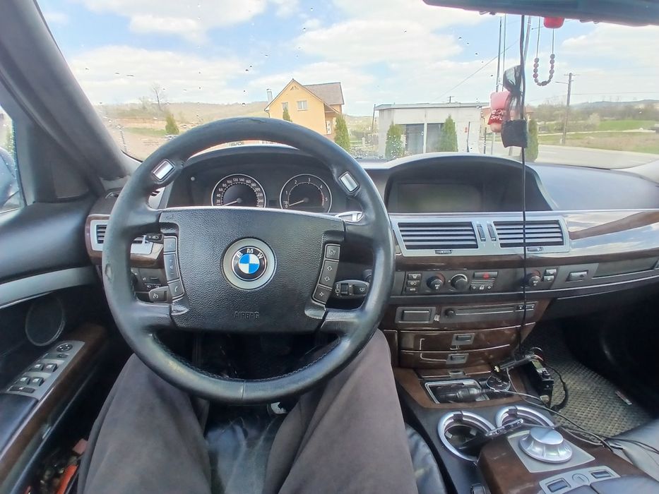 Vand bmw 730d 2003 automat