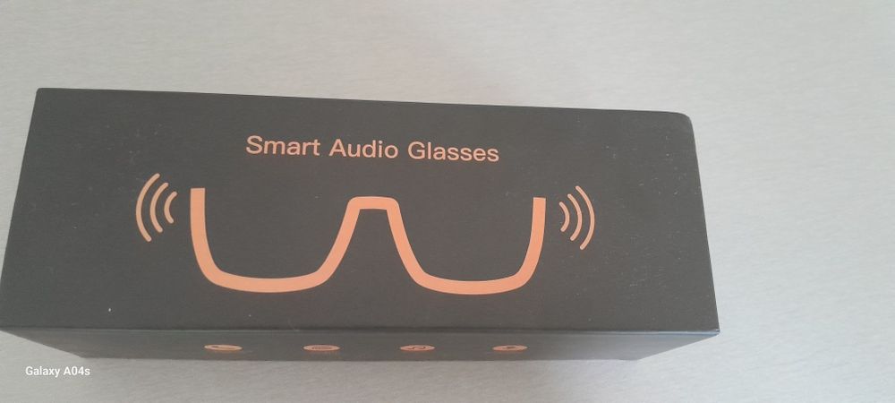 Vând ochelari inteligenți cu funcți de telefon,control prin touch,musică,asistentmi  vocal