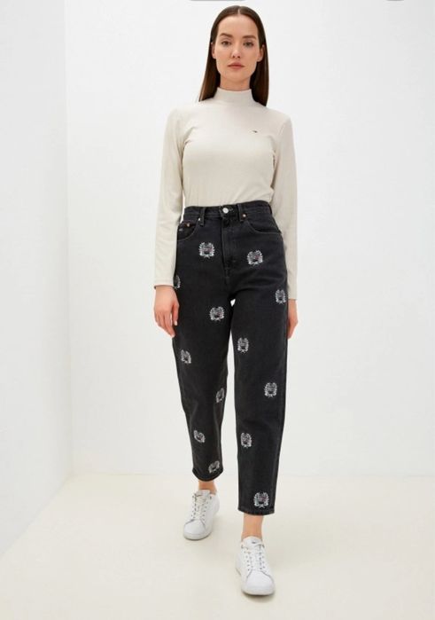 Дамски дънки Tommy Jeans / Черен деним с бродерия / Размер W26 / L34