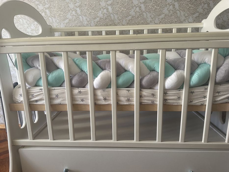 Продам детскую кровать