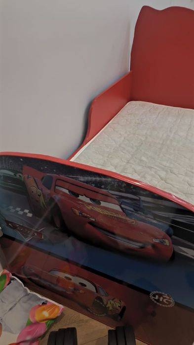 Продам детскую кровать Б.У