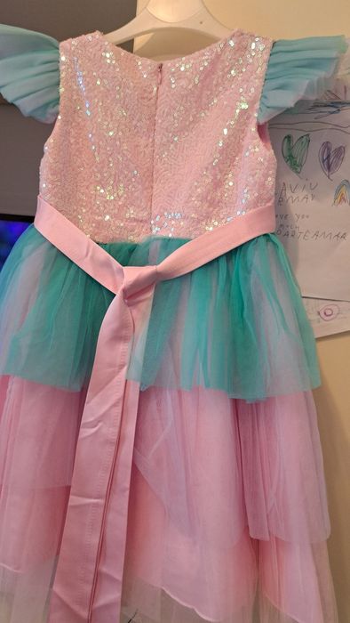 Rochie eleganta fete