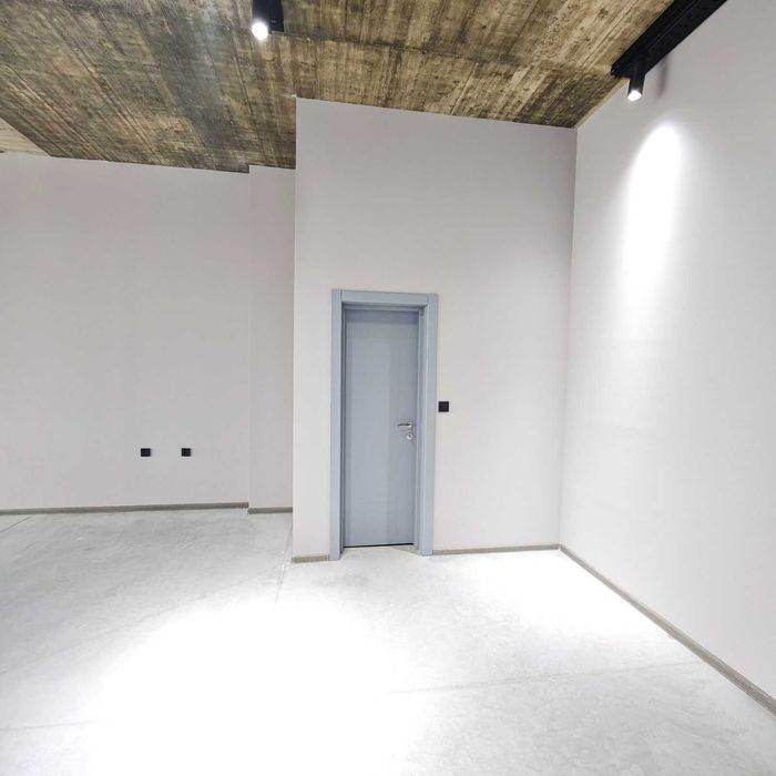 Магазин на оживена улица -  от собственик 180 кв.м