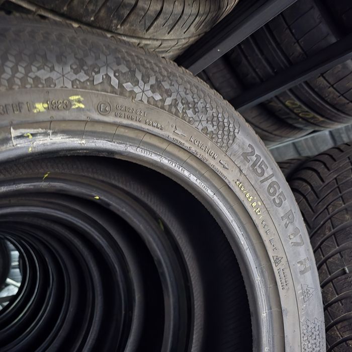 2x 215/65/17 M+S CONTINENTAL 2023 Stare impecabila