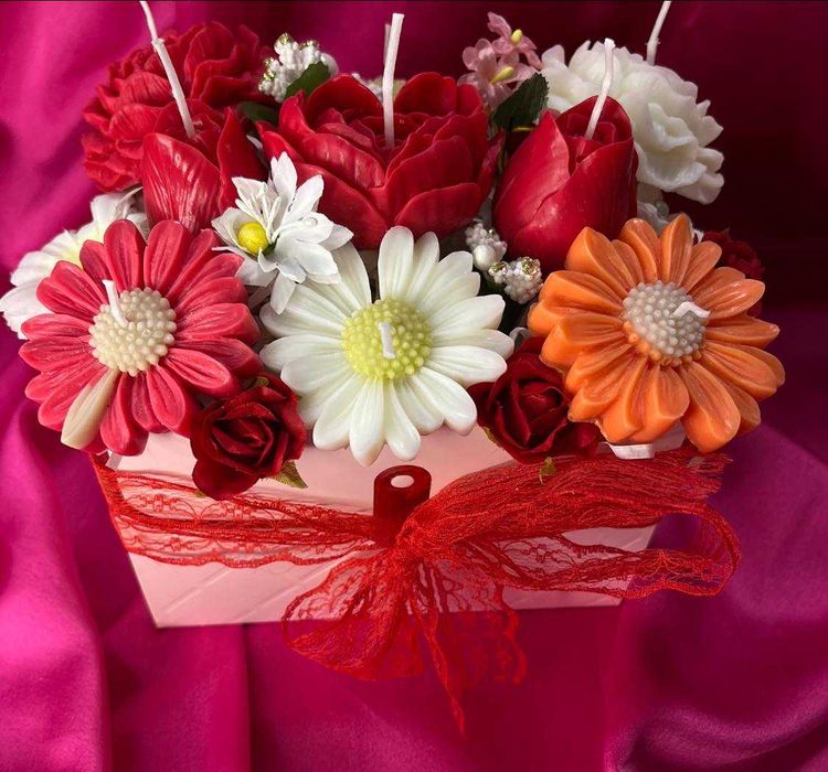 Ръчно изработени букети от соеви свещи