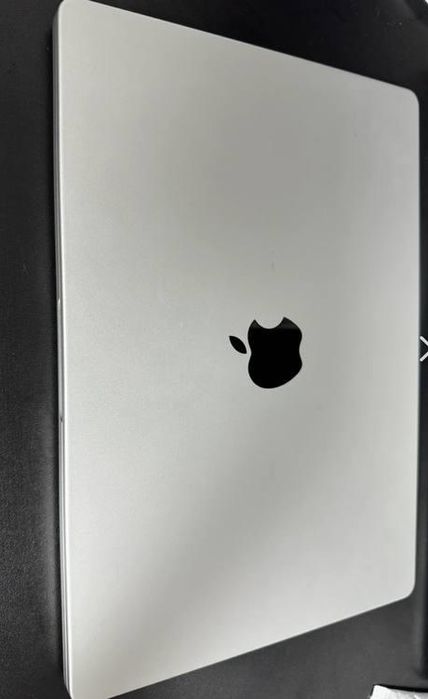 Macbook pro m3 pro 18GB