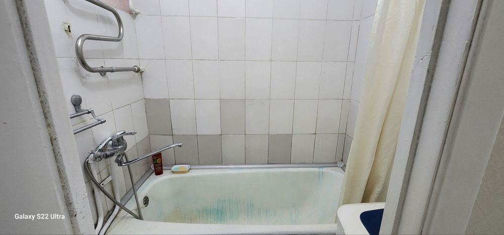 Яккасарой Башлык 13/26 своя квартира ориентир 127 школа  77000 y.e.